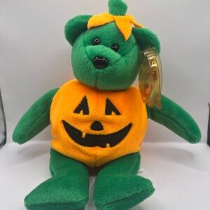 TY - TRICKY-  Halloween Beanie Baby Bear..... New with Mint tags